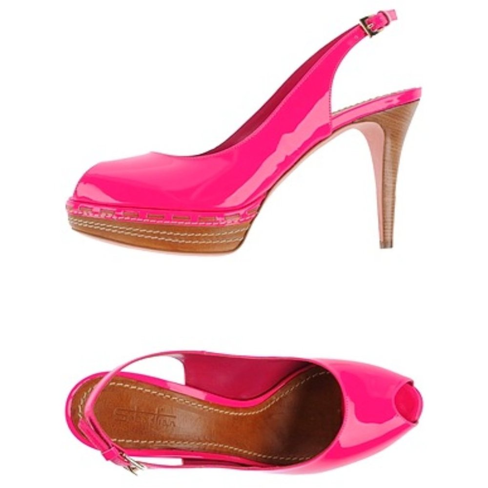 NIB $570 Sebastian fuchsia patent leather platform‎ sandals. IT 40 US 9